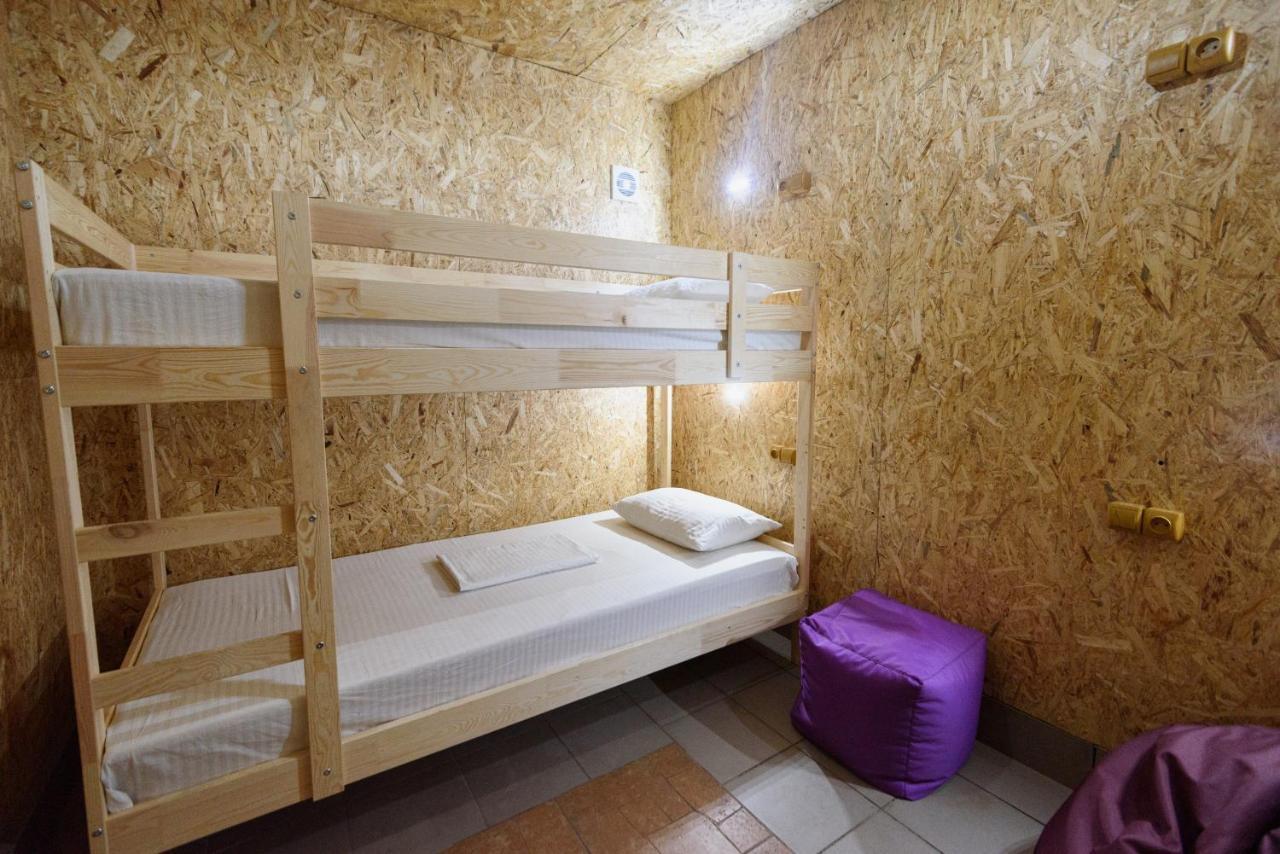 Maiami Hotell Nikopol Exteriör bild