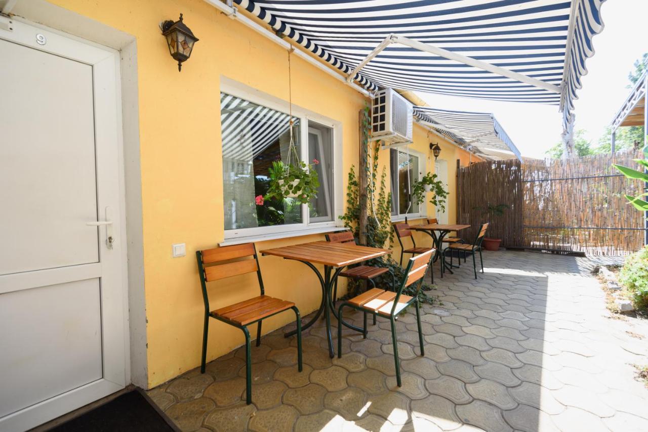 Maiami Hotell Nikopol Exteriör bild